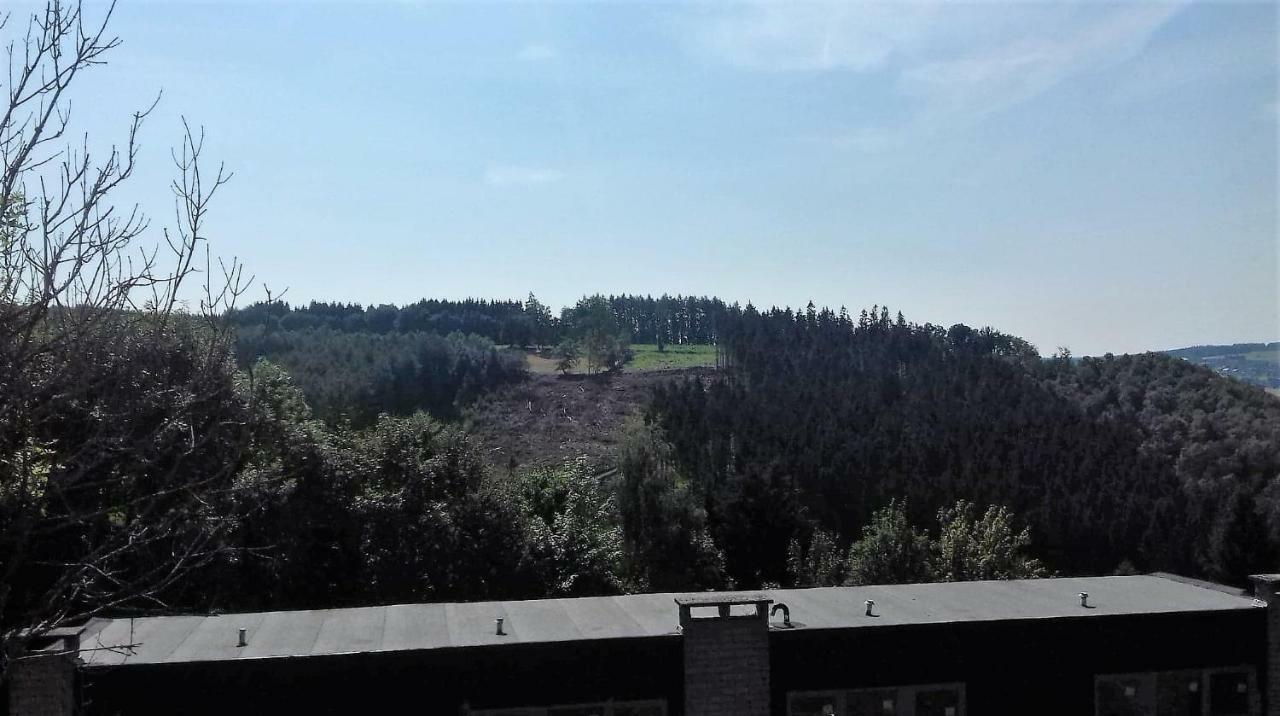 Au Havre Du Circuit Villa Malmedy Esterno foto